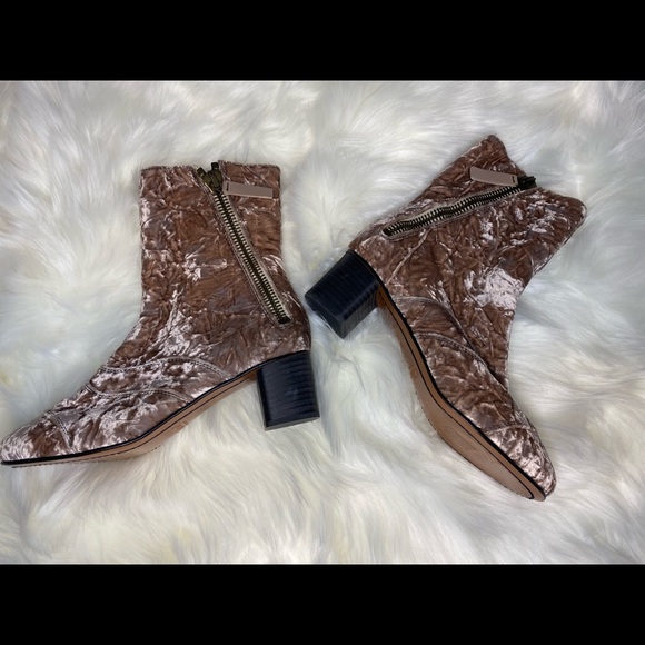 Chloe Lexie Tan Rose Crushed Velvet Angle Zip Mid Calf Boots/Booties 37 EU - Picture 10 of 12